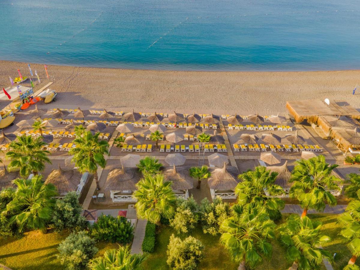 Justiniano Theodora Resort โอคูร์จาลาร์ ภายนอก รูปภาพ