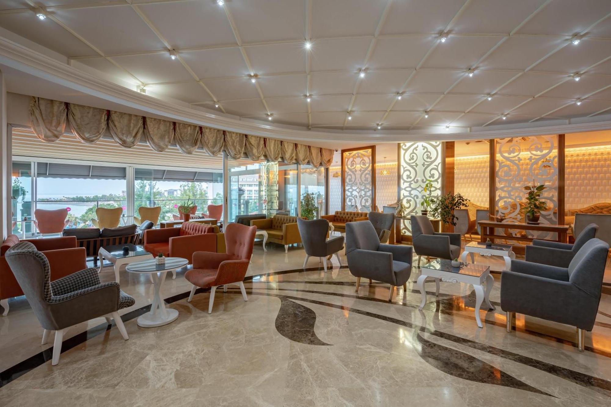 Justiniano Theodora Resort โอคูร์จาลาร์ ภายนอก รูปภาพ