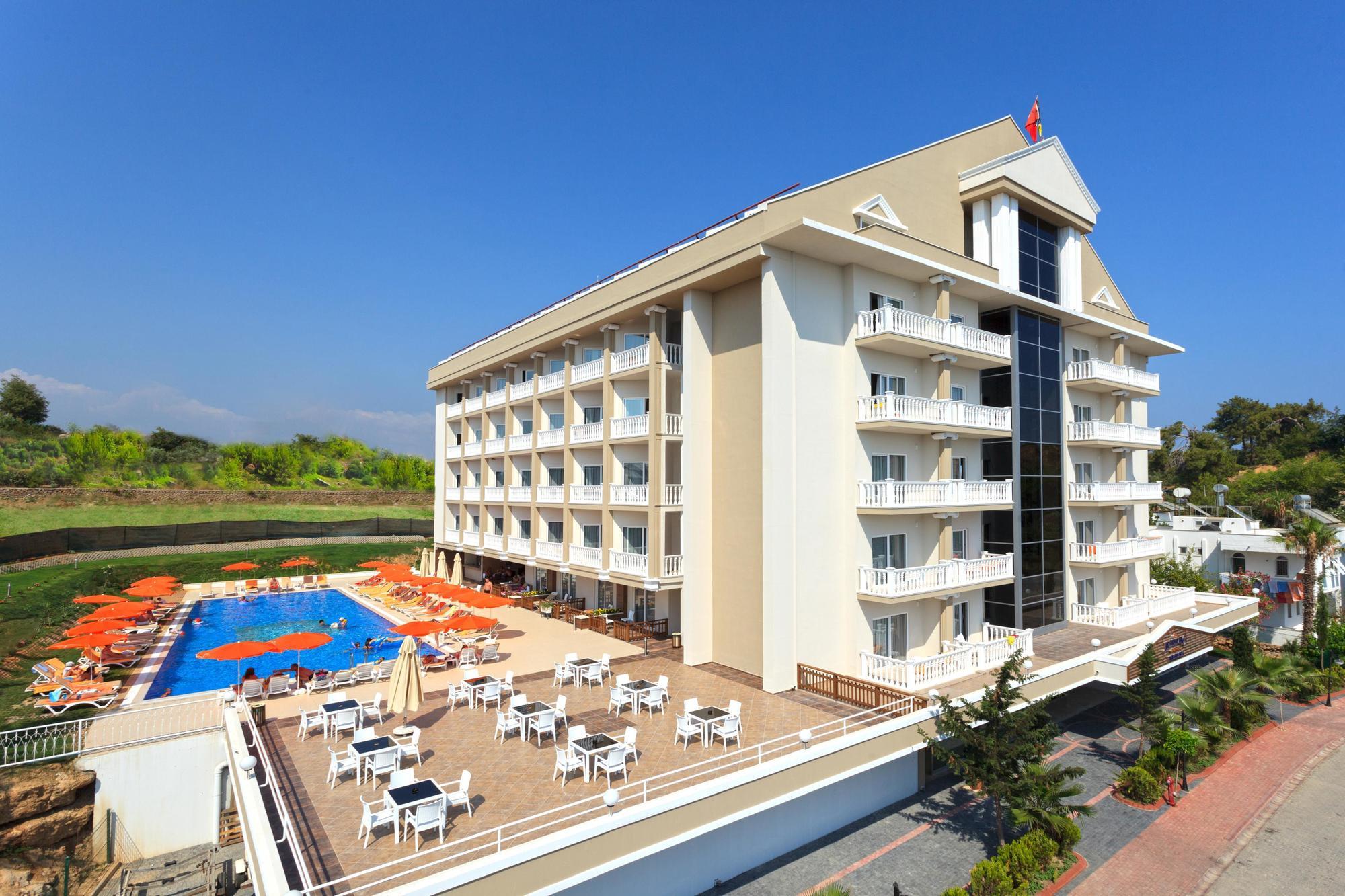 Justiniano Theodora Resort โอคูร์จาลาร์ ภายนอก รูปภาพ